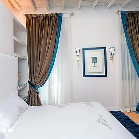 Starhome Pantheon Pensión 4*