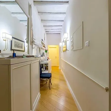 Starhome Pantheon Pensión 4*