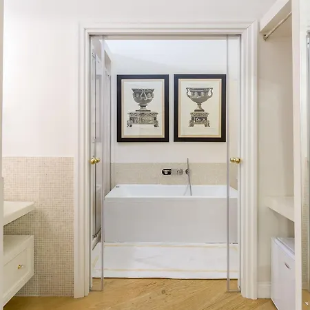 Pensionat Starhome Pantheon 4*