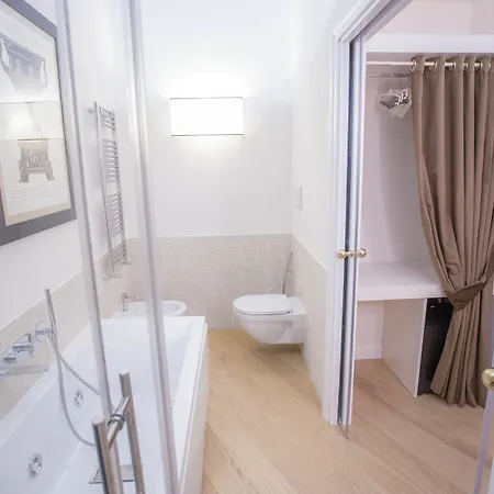 Pensjonat Starhome Pantheon 4*
