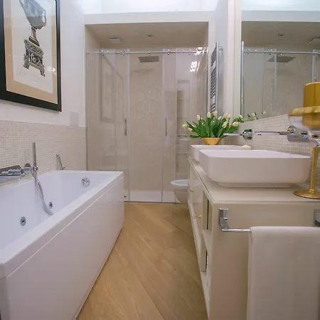 Pensionat Starhome Pantheon 4*