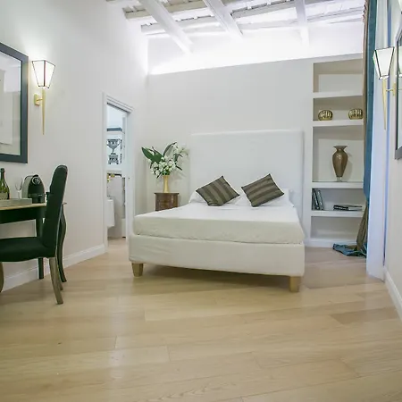 Pensionat Starhome Pantheon 4*