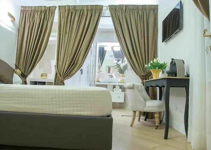 Starhome Pantheon 4*