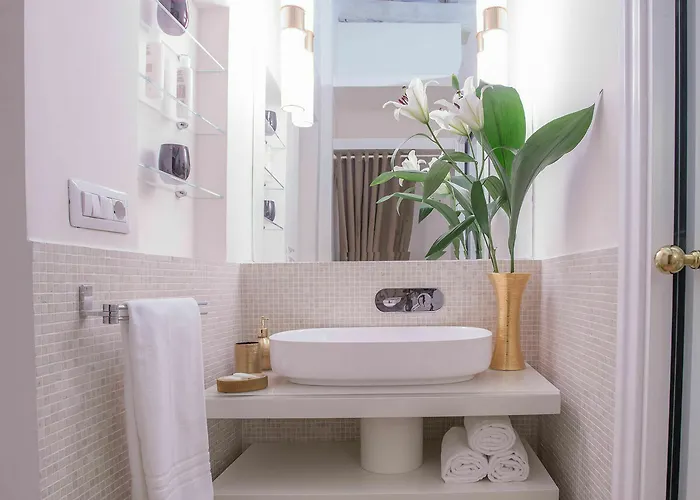 Starhome Pantheon 4*