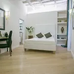 Πανσιόν Starhome Pantheon 4*